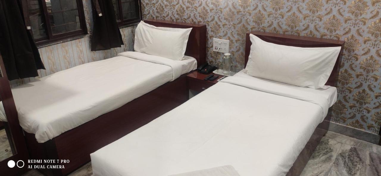 Hotel Park Victoria Kolkata Ngoại thất bức ảnh