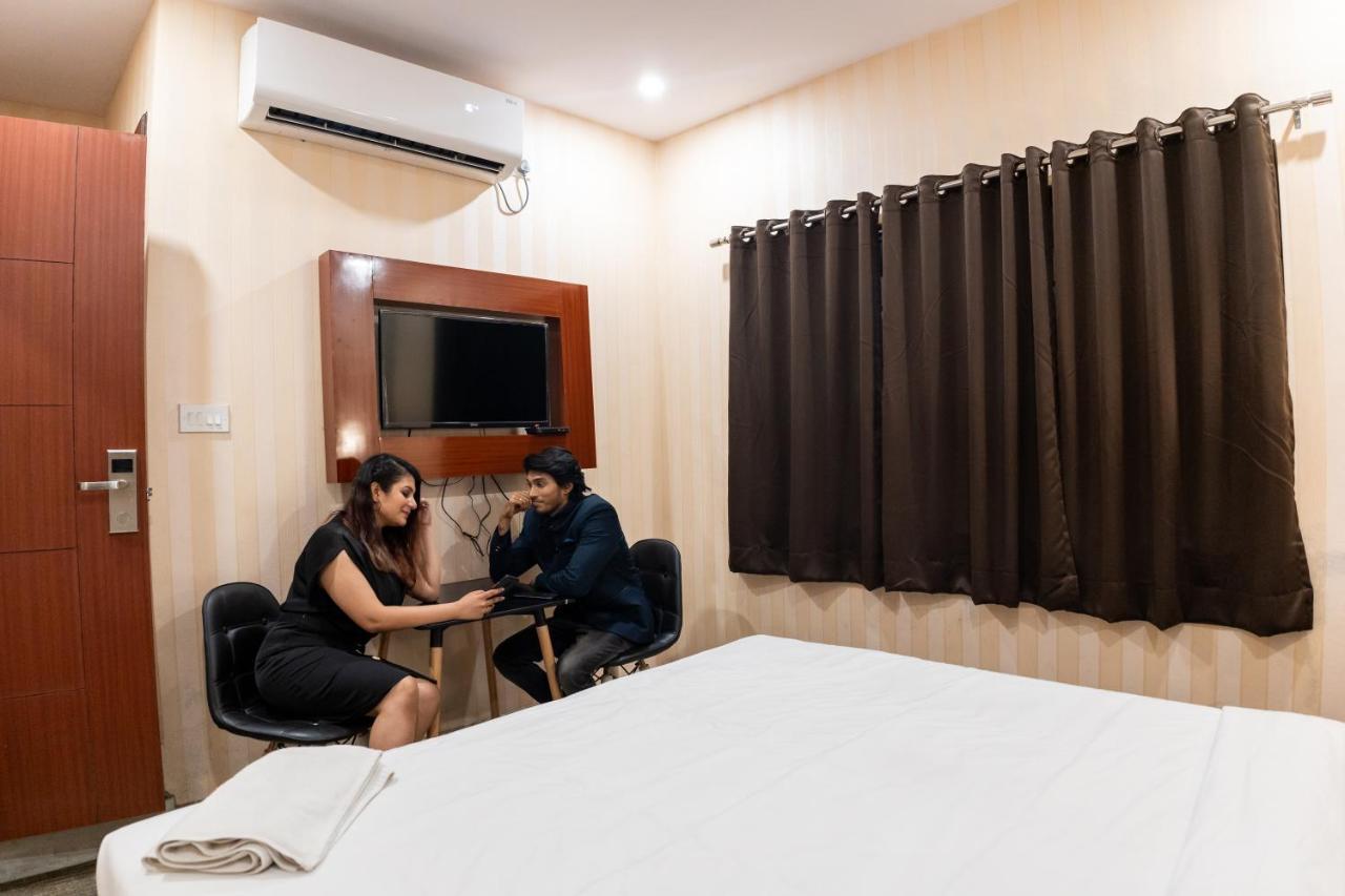 Hotel Park Victoria Kolkata Ngoại thất bức ảnh